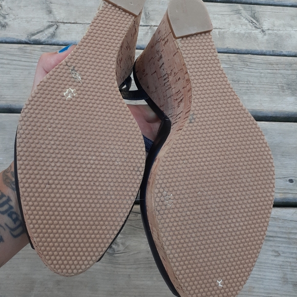 Black wedges size 9 US 40 EUR - Picture 7 of 8